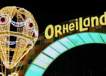 Revelion magic la OrheiLand: Concerte, cadouri și spectacol de artificii pentru mii de oameni