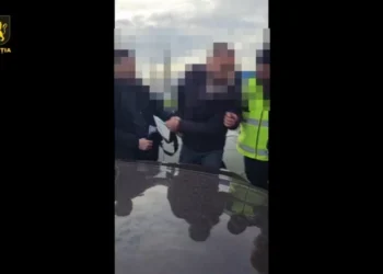 Bărbat condamnat în dosarul „Furtul Miliardului” reținut de ofițerii INI