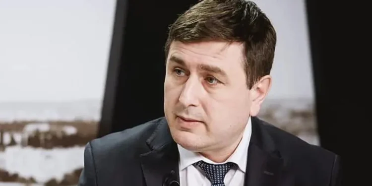 „Factura medie lunară la energie va crește cu 240 lei”. Ioniță, despre impactul scumpirii drastice a curentului: Să ne pregătim pentru un an cu provocări financiare