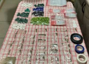 Poliția destructurează un grup criminal de trafic de droguri, 6 persoane arestate