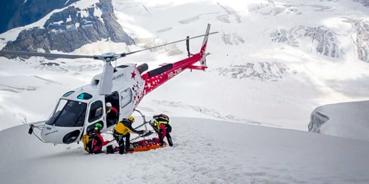 Alpi: Un tânăr moldovean și pisica sa, salvați de autoritățile italiene