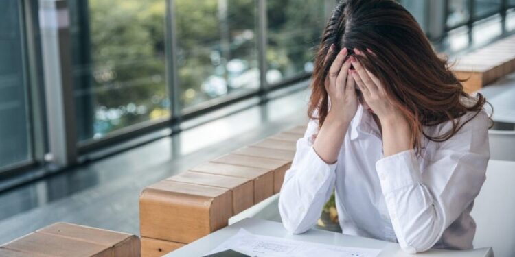 Concedieri masive în România: Peste 10.000 de oameni ar putea pierde joburile în 2025 | VIDEO