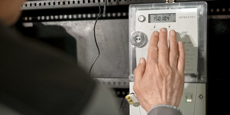 Cum au fost selectate gospodăriile pentru instalarea contoarelor inteligente