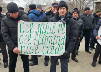Feroviarii protestează în toată țara cerând achitarea restanțelor salariale uriașe |VIDEO