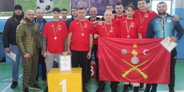 La Bălți, eroii neamului sunt comemorați printr-un concurs militar-sportiv