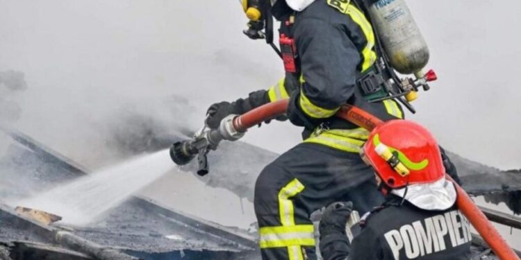 Tragedii din cauza incendiilor: Două victime și un rănit în ultimele 24 de ore