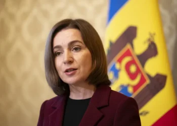 Sandu premiată în Europa pentru democrație, în timp ce acasă Parlamentul ignoră opoziția și cererile acesteia |VIDEO