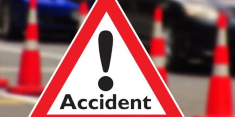 Accident violent în raionul Orhei. Trei persoane, printre care doi copii, au ajuns la spital