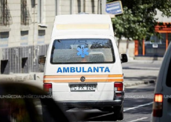 La un pas de moarte. O femeie din Bălți, resuscitată cu succes de medici, după ce i s-a făcut rău și a căzut la podea: „Pacienta nu avea puls și respirație”
