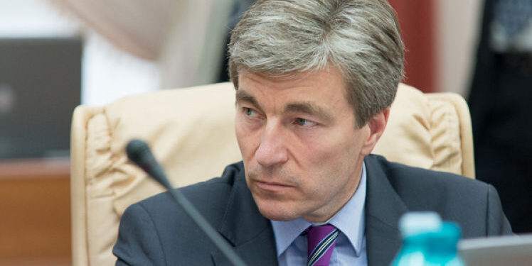Indestructibil. Eugen Carpov, numit președinte al Consiliului ANRE, încă din timpul lui Plahotniuc, cu sprijinul majorității PAS |VIDEO