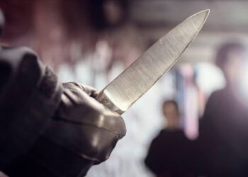 Crimă în familie la Ungheni: Fiul și-a atacat mama și concubinul cu un cuțit