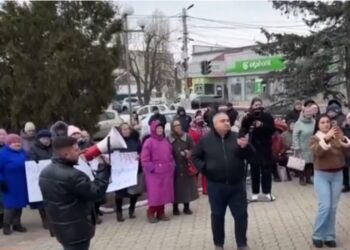 Ședință pe fondul protestelor de la Comrat. Guvernarea PAS încalcă din nou legislația și încearcă să creeze un conflict între locuitorii Găgăuziei