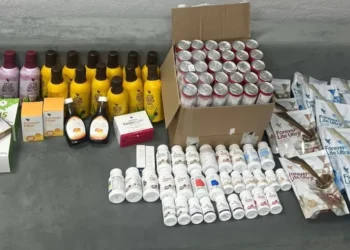 Suplimente alimentare nedeclarate descoperite la vama Sculeni