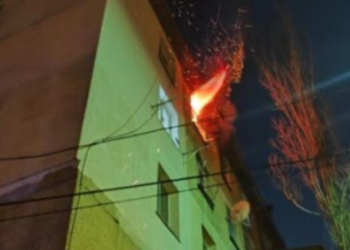 Incendiu într-un bloc de locuințe din Chișinău: 15 persoane evacuate