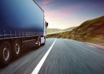 Transportatorii moldoveni de fructe blocați fără autorizații pentru Rusia și țările asiatice. Acuză autoritățile Moldovei de inacțiune |VIDEO