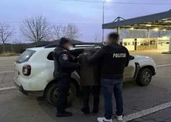 Tânăr căutat de Germania pentru trafic de persoane, capturat la frontieră