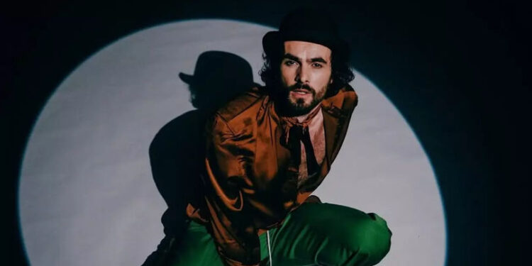 Cântărețul Mihail Sandu s-a izolat timp de nouă luni într-o cabană. Care a fost motivul?