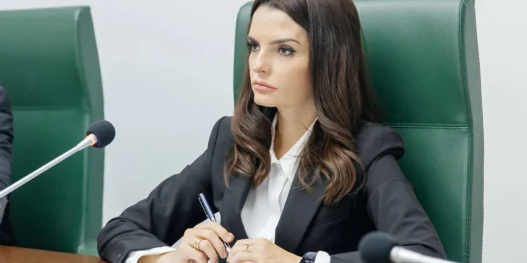 Scandal la audierile în cazul Evghenia Guțul și Svetlana Popan: Reghina Apostolova și Valerii Klimenko scoși din sală cu încălcări de procedură, iar Guțul acuză un dosar politic fabricat |VIDEO
