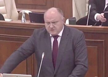 Grupul parlamentar „Victorie” a cerut apărarea memoriei eroilor războiului