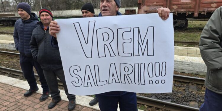 Proteste de amploare în întreaga țară: Angajații Căii Ferate cer plata salariilor restante