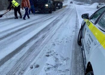 Intervenția polițiștilor în condiții de vreme nefavorabilă