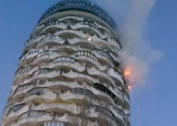 Provocarea lui Nicolae Carauș: Cât timp le ia pompierilor să ajungă la etajul 17?