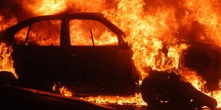 Automobilul unui primar, incendiat în toiul nopții, la Glodeni