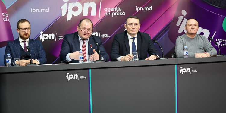 Producătorii agricoli cer reglementarea finală pentru cultivarea cânepii