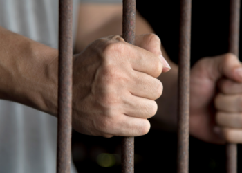 Bărbat condamnat la 6 ani de închisoare pentru tentativă de viol