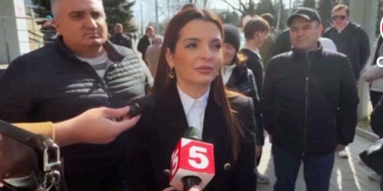 Procesul Evgheniei Guțul și Svetlanei Popan continuă fără dovezi, Bașcanul amenință cu procese împotriva mass-mediei pro-guvernamentale