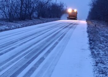 Primăvara în Moldova a început cu ninsoare și condiții dificile pe drumuri