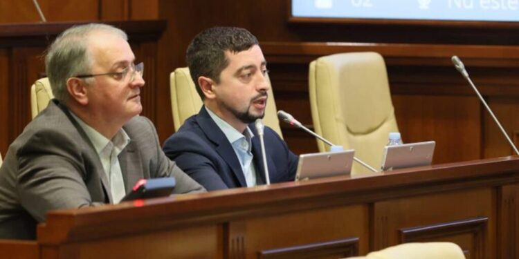 Суд обязал Валерия Пашу опровергнуть распространённую им дезинформацию о Валерии Осталеп