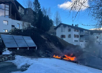 Trei oameni au murit după prăbuşirea unui avion de mici dimensiuni în Elveţia