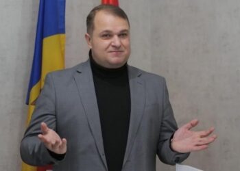 Mai mult decât cereau procurorii. Instanța a pronunțat sentința pentru Alexandr Nesterovski pe fondul unui protest de masă |VIDEO