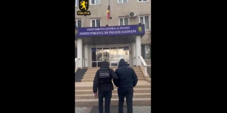 Bărbat din Călărași reținut pentru trafic de ființe umane și amenințarea cu divulgarea informațiilor confidențiale