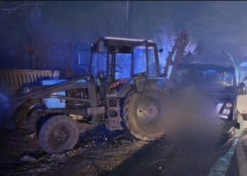 Accident rutier la Sîngera: Cinci persoane rănite într-o coliziune între un microbuz și un tractor