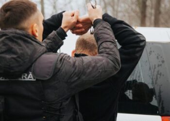 Poliția de Frontieră destructurează rețeaua de migrație ilegală: 15.000 de dolari per persoană pentru trecerea ilegală a frontierei