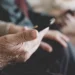 Guvernul trimite mesaje înșelătoare pensionarilor, prezentându-se drept salvatorul acestora