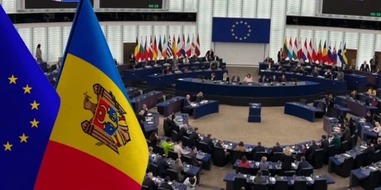 UE acordă Moldovei 1,9 miliarde de euro. Marea majoritate sub formă de împrumuturi și cu condiții stricte |VIDEO