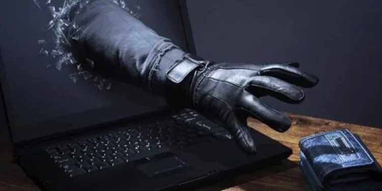 Tentativă de fraudă descoperită pe Facebook