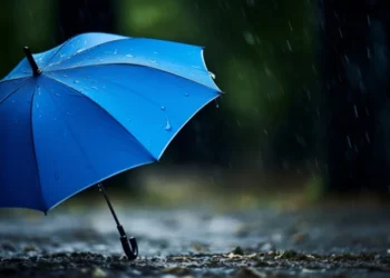 Prognoza Meteo: Înnorări și Precipitații Slabe în întreaga țară