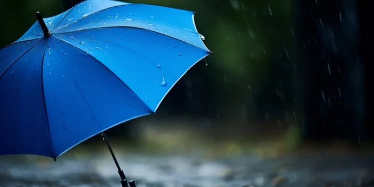 Prognoza Meteo: Înnorări și Precipitații Slabe în întreaga țară