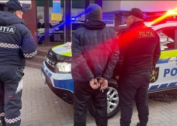 Un tânăr de 27 de ani din Comrat a jefuit o jurnalistă din Chișinău