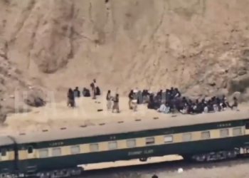 Povești terifiante dintr-un tren din Pakistan: Pasagerii vorbesc despre o scenă apocaliptică
