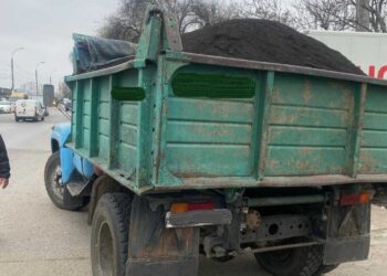 Sancţiuni pentru vânzare ilegală de sol fertil în capitală
