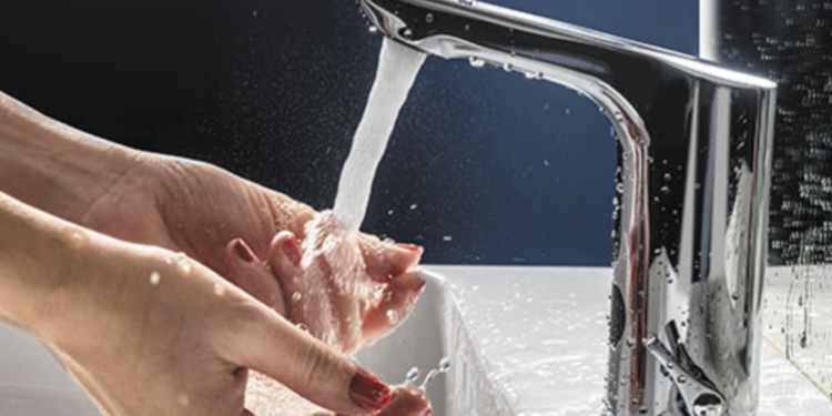 „Apă-Canal Bălți” cere o majorare de 44% a tarifelor pentru furnizarea apei