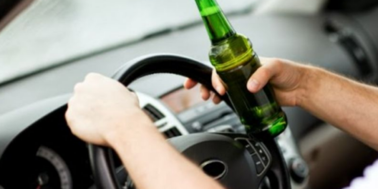 Bărbat prins în stare de ebrietate la volan în Bălți, fără permis de conducere