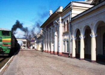 „Nu avem bani nici pentru pâine”: Angajații Căii Ferate din Bălți protestează din cauza neplății salariilor timp de 6 luni