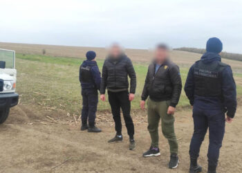Poliția de Frontieră a reținut doi ucraineni care au trecut ilegal în Republica Moldova