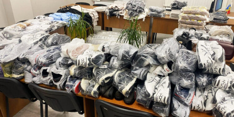 Poliția de Frontieră capturează mărfuri ilegale de 100.000 de lei la Briceni